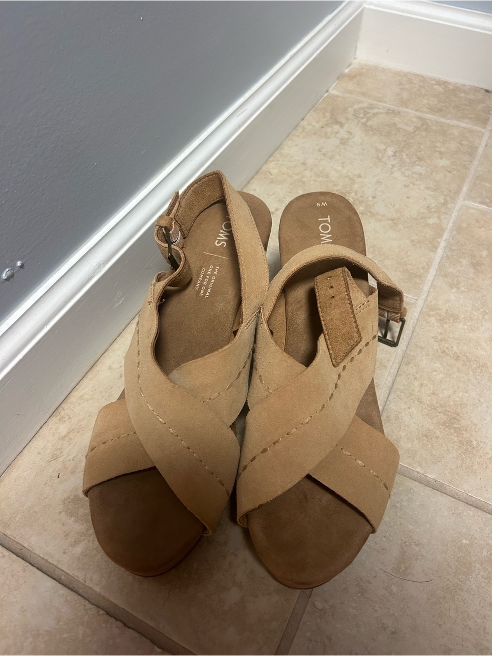 Toms Women's Tan Suede Crisscross Slingback Sandals